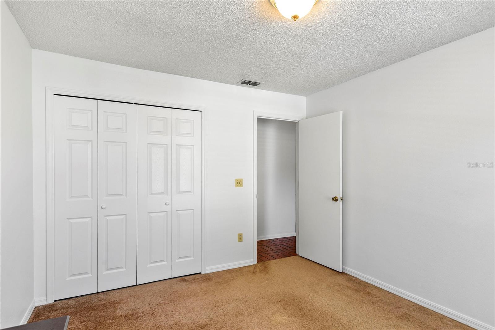 LAKEVIEW VILLAGE CONDO 10 - Residential