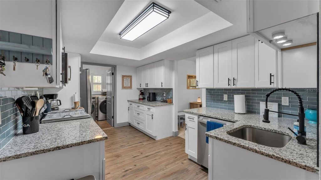 Photo of 1005 Swilley Road, Plant City, FL 33567 (MLS # L4957512)