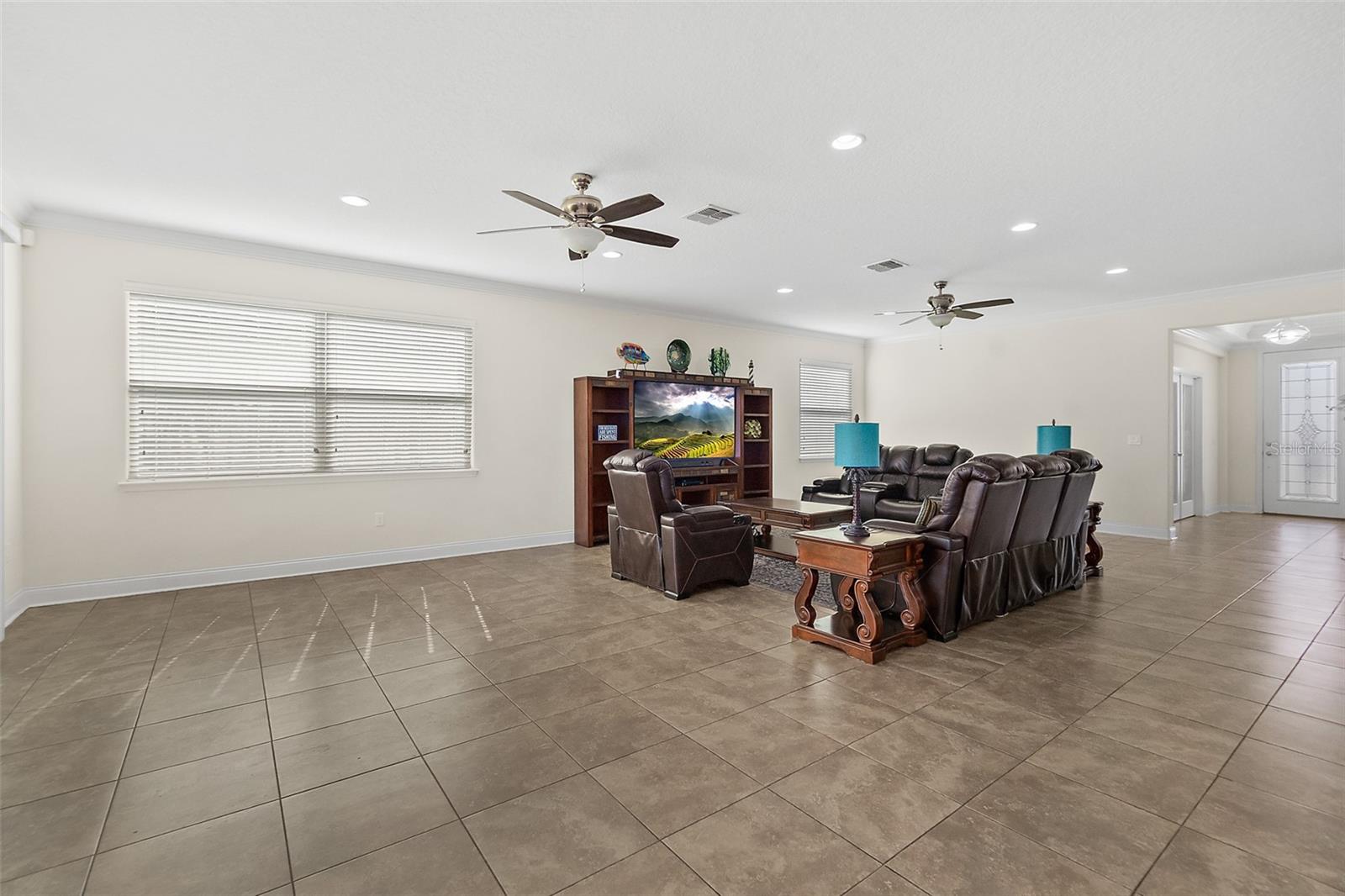 EAGLE LAKES - Residential