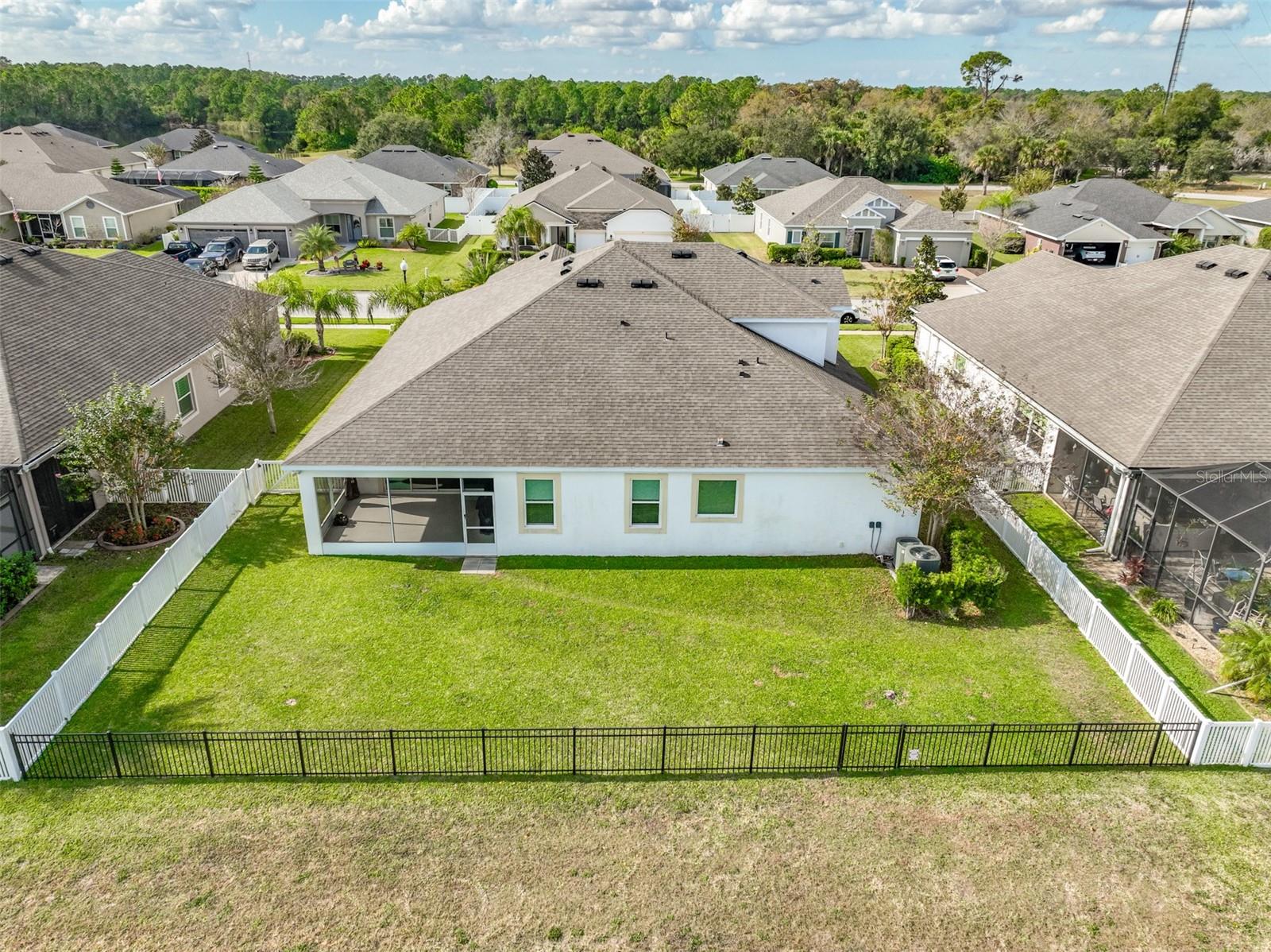 EAGLE LAKES - Residential