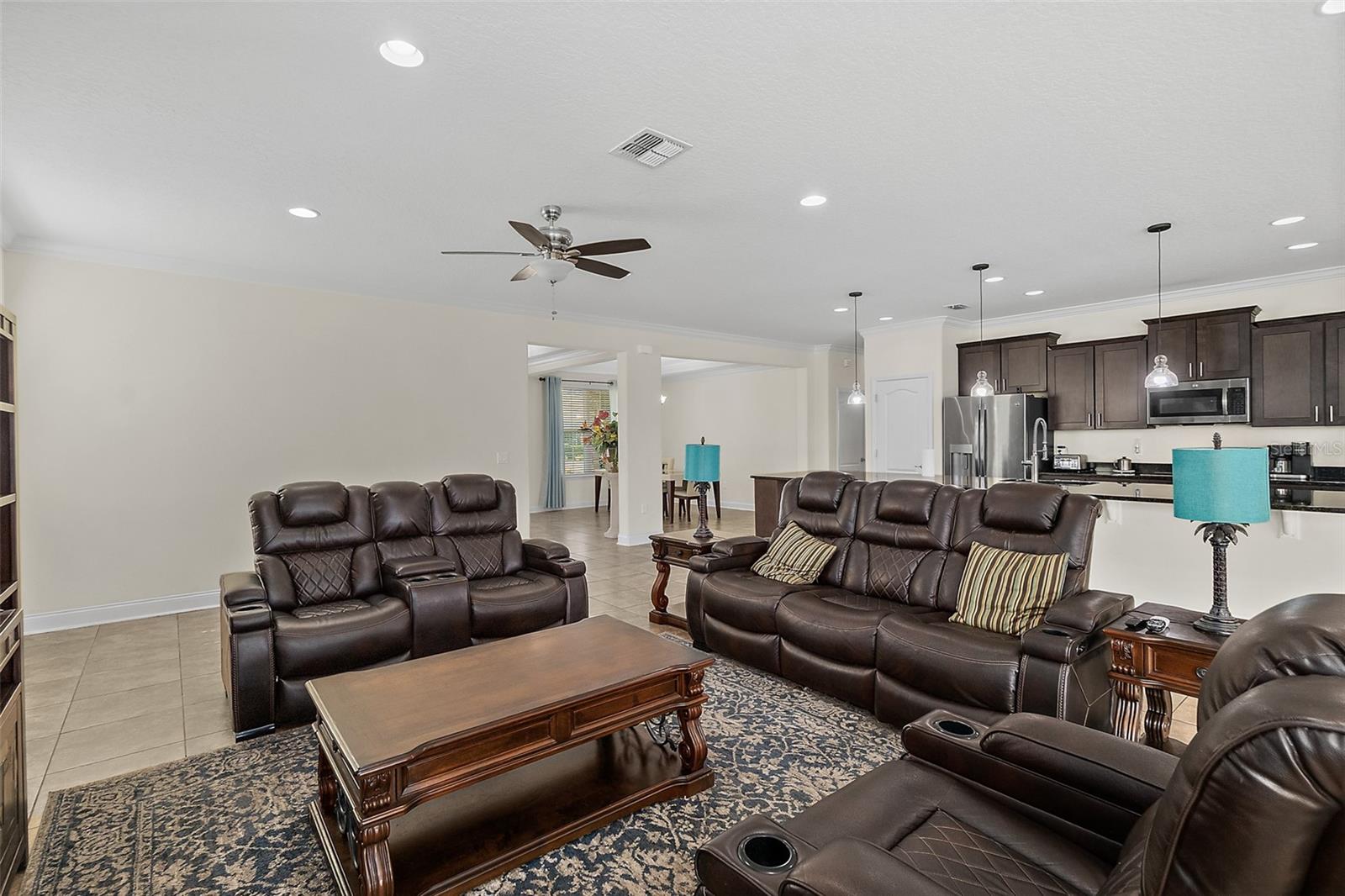 EAGLE LAKES - Residential