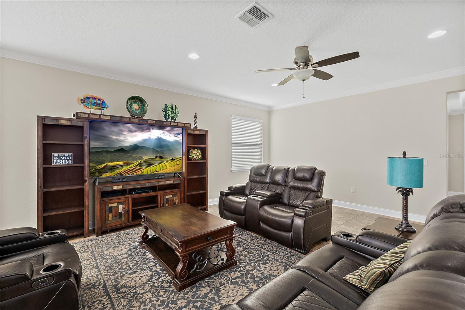 EAGLE LAKES - Residential