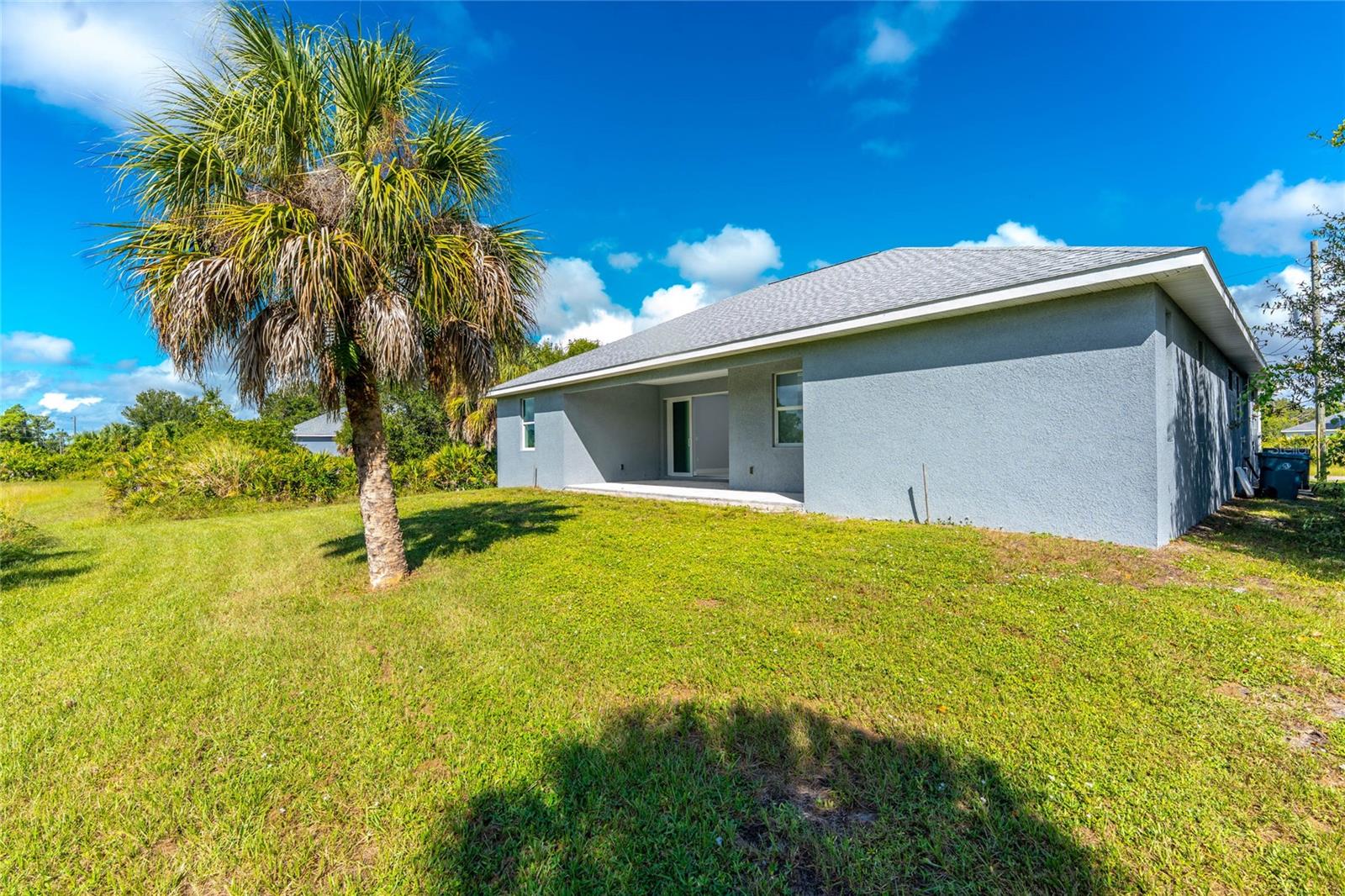 ROTONDA LAKES - Residential