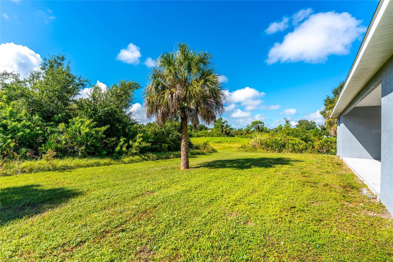 ROTONDA LAKES - Residential