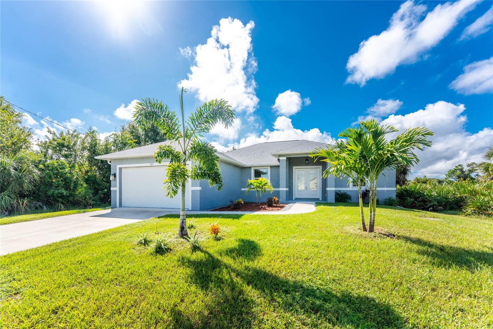 ROTONDA LAKES - Residential