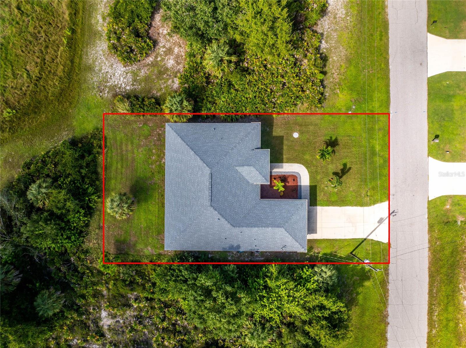 ROTONDA LAKES - Residential