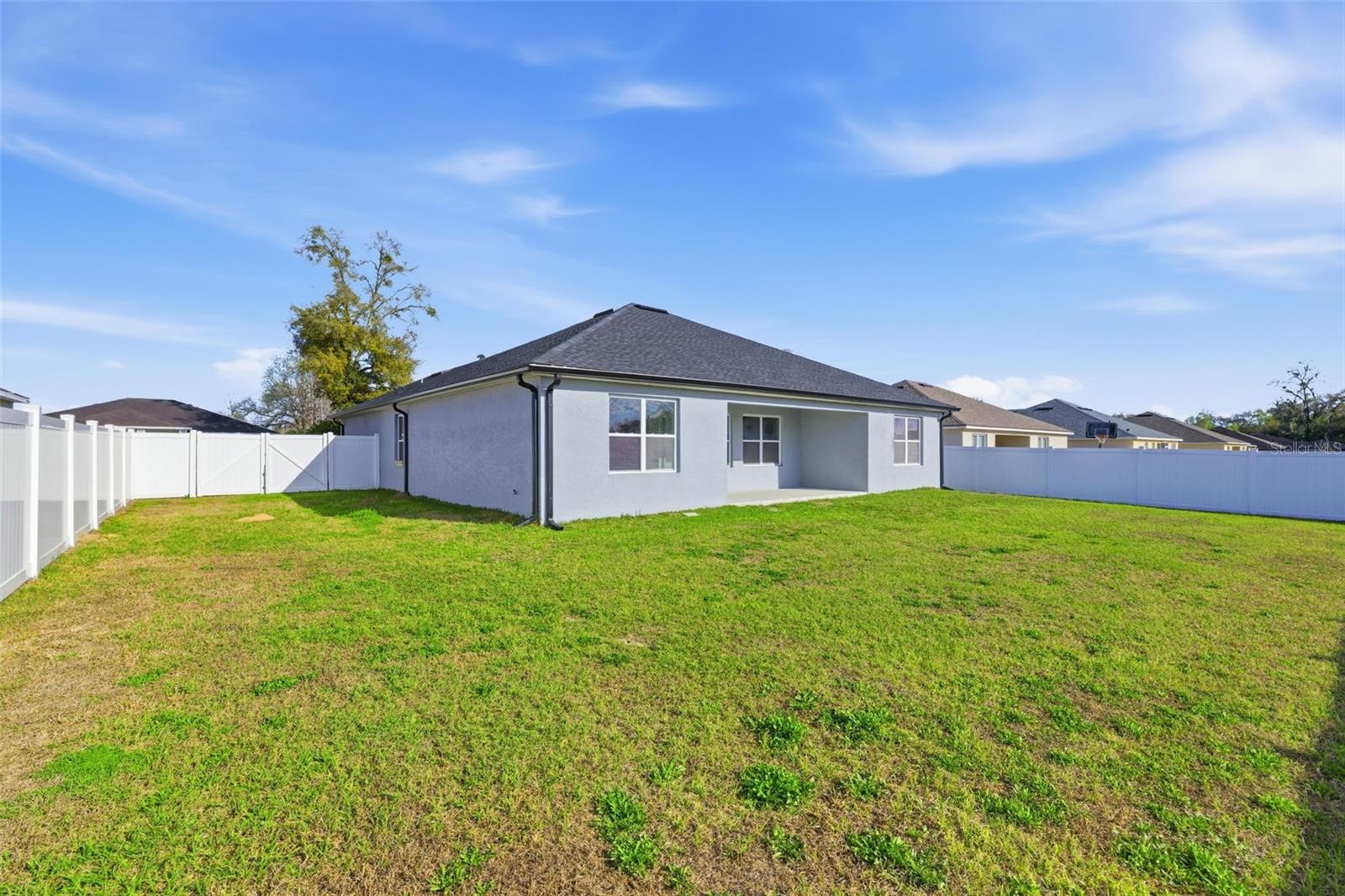 BAHIA OAKS UN #5 - Residential