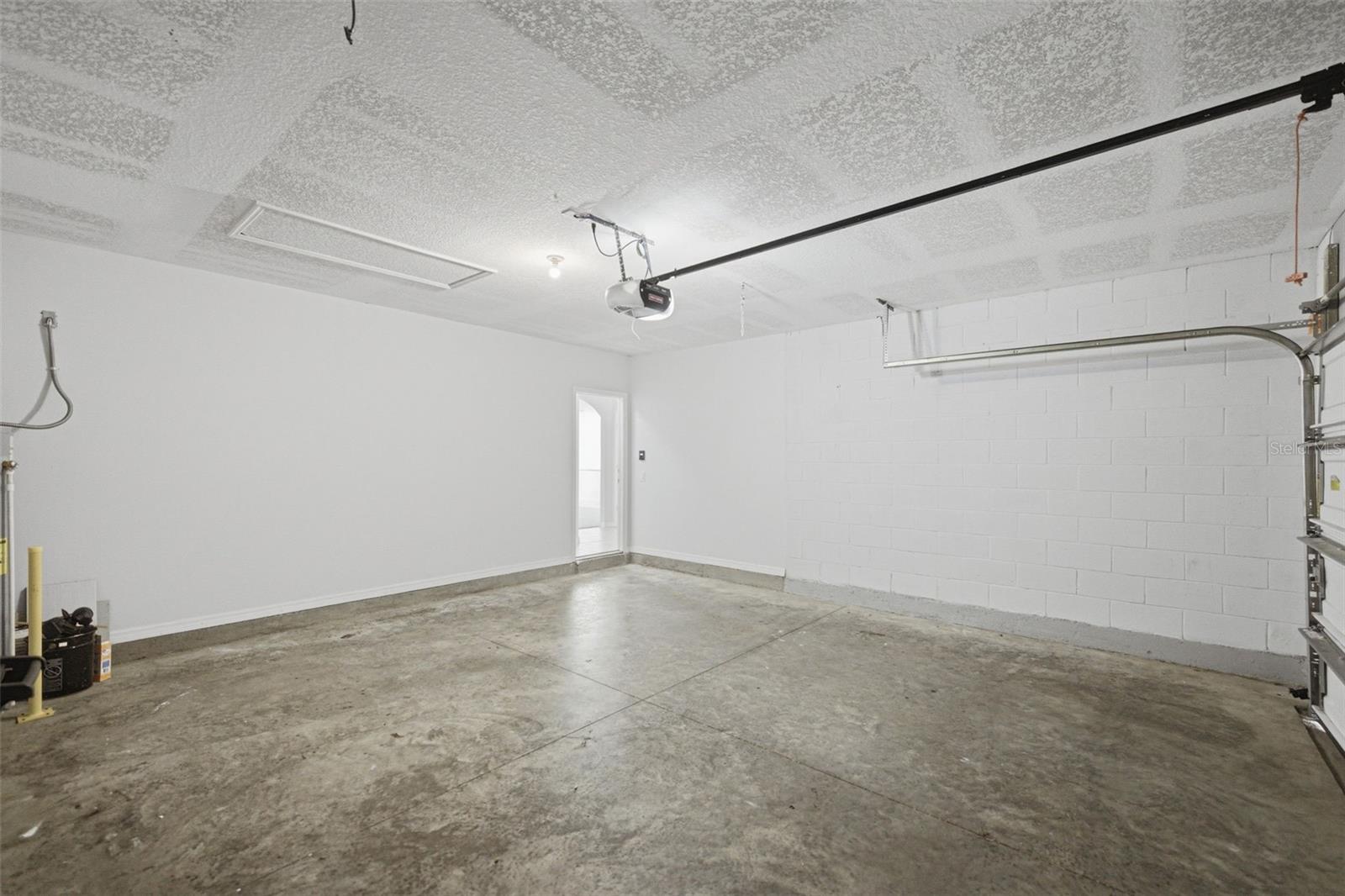 BAHIA OAKS UN #5 - Residential