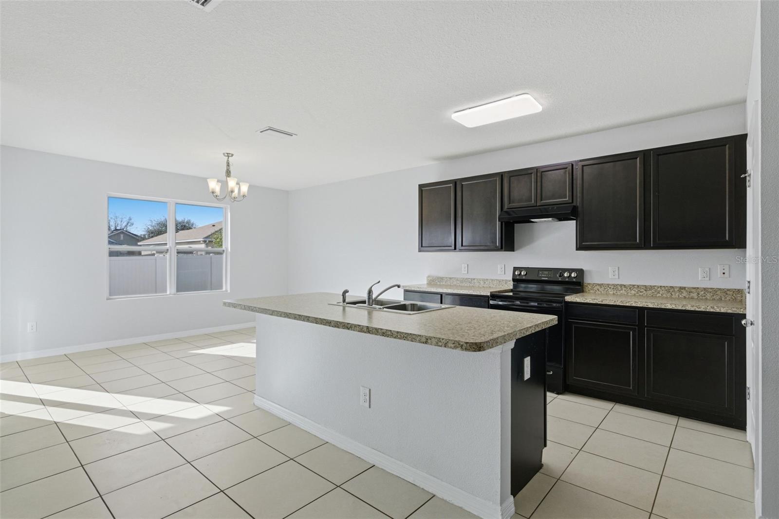 BAHIA OAKS UN #5 - Residential