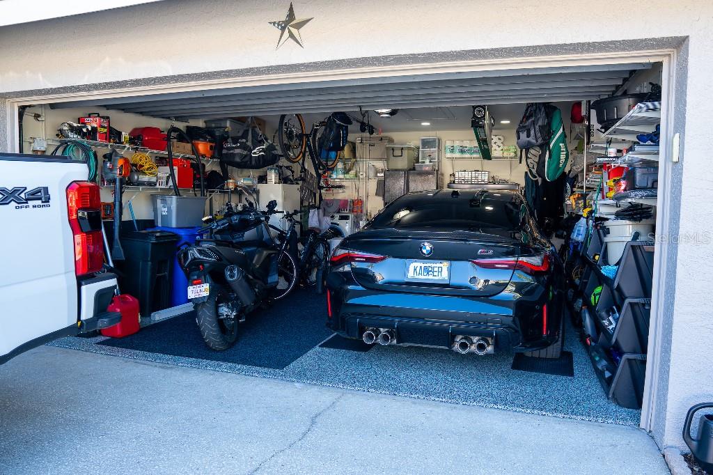 SALEM SQUARE - Residential