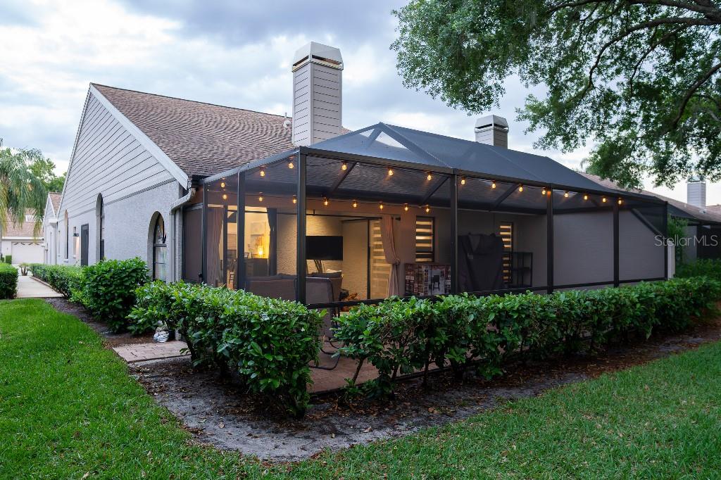 SALEM SQUARE - Residential