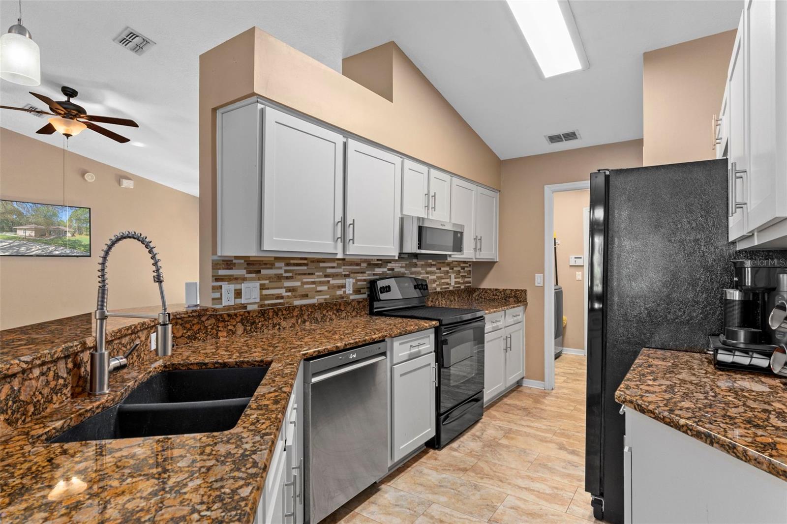 PINE RIDGE UNIT 03 - Residential