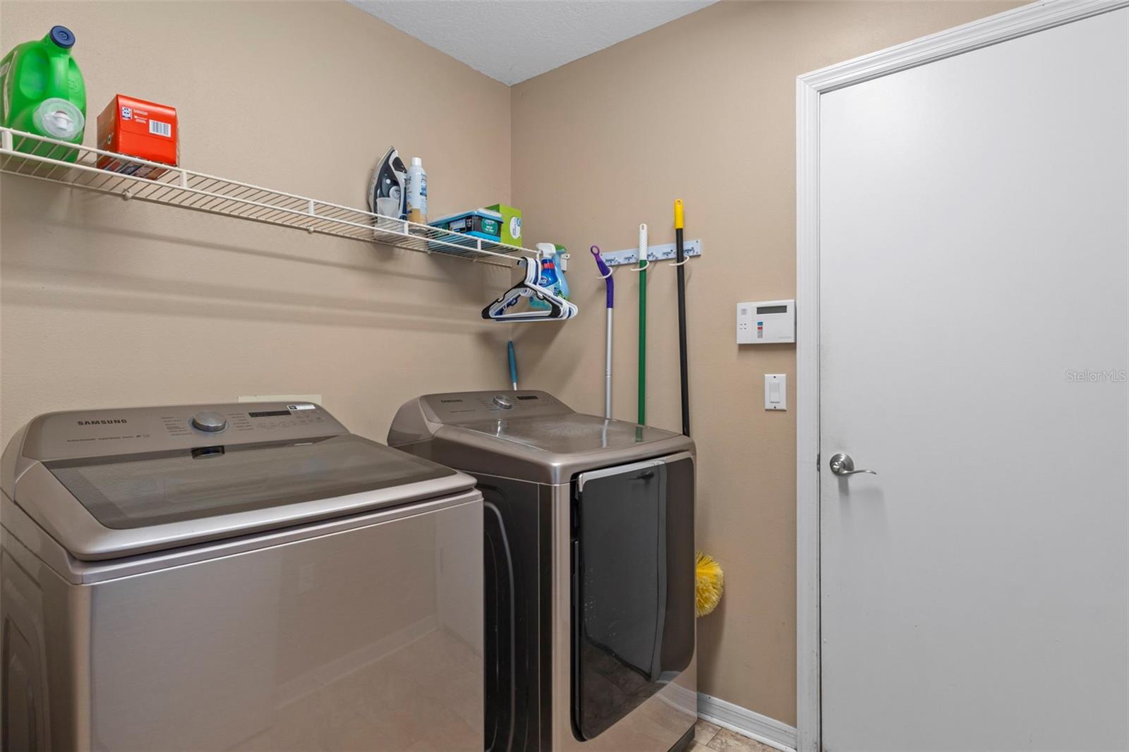 PINE RIDGE UNIT 03 - Residential