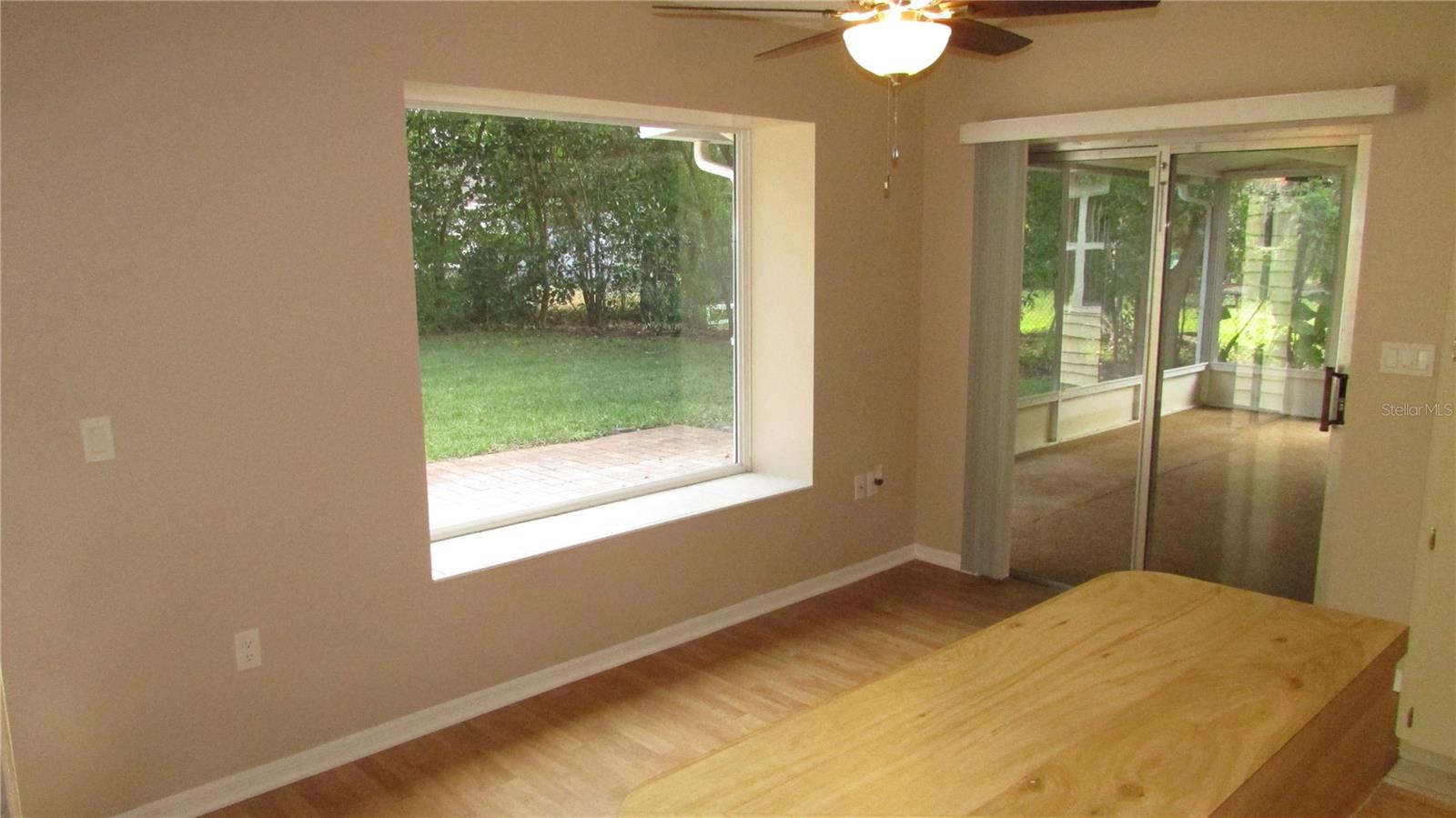 RAVENSWOOD VILLAGE - Residential