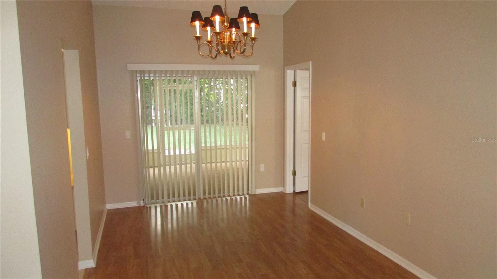 RAVENSWOOD VILLAGE - Residential