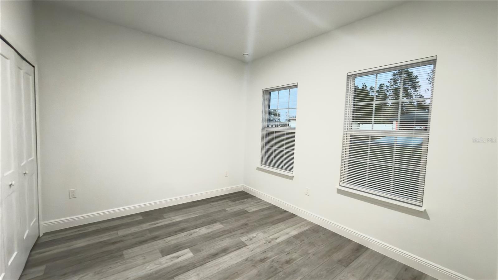 MARION OAKS UN 10 - Residential Lease