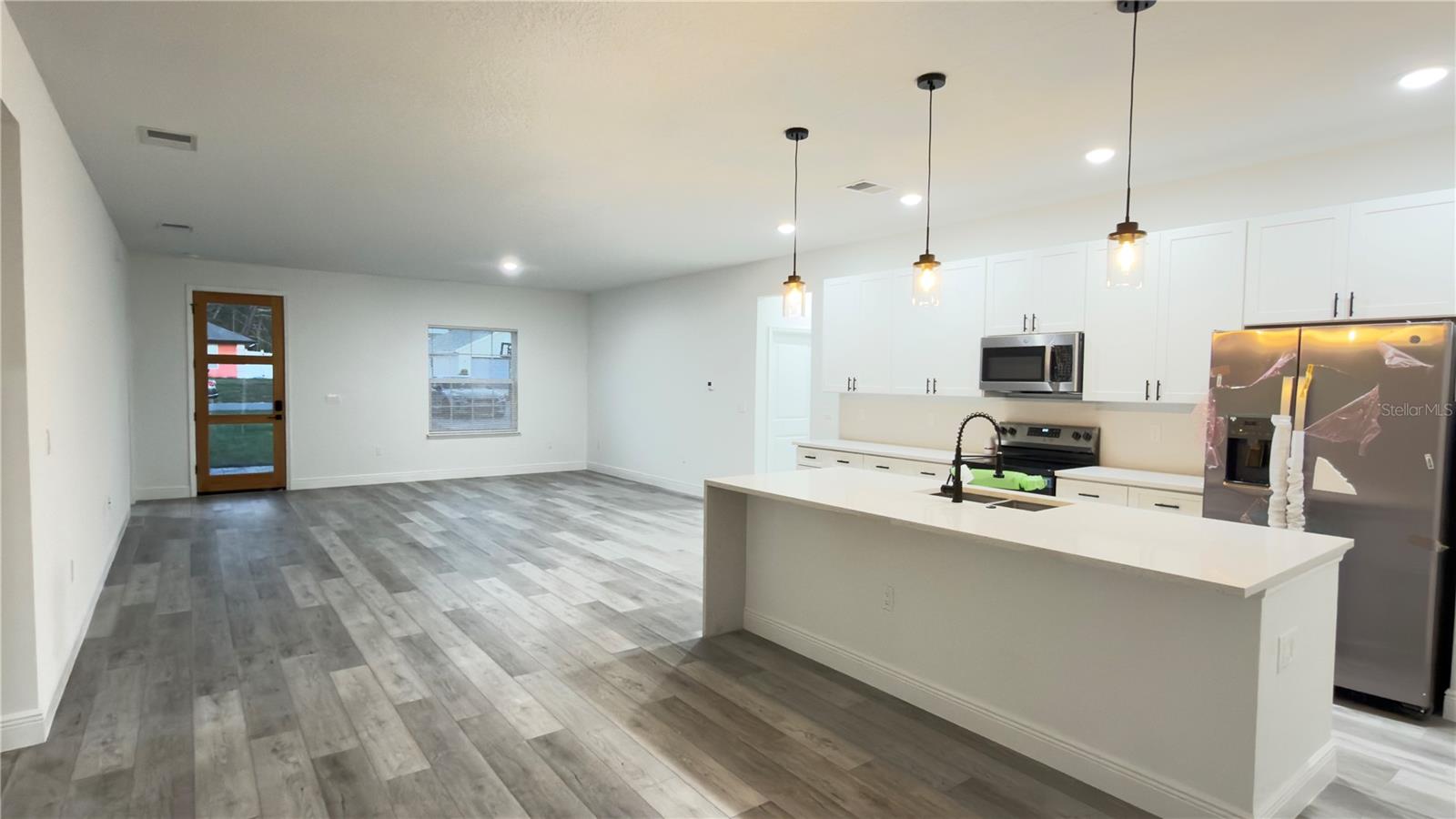 MARION OAKS UN 10 - Residential Lease