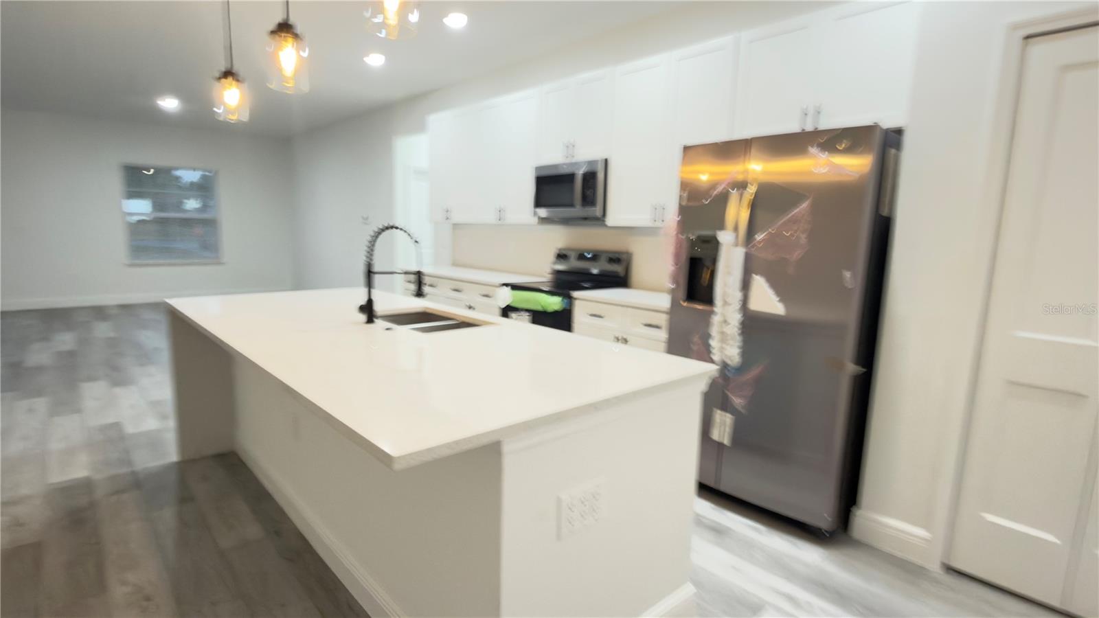 MARION OAKS UN 10 - Residential Lease