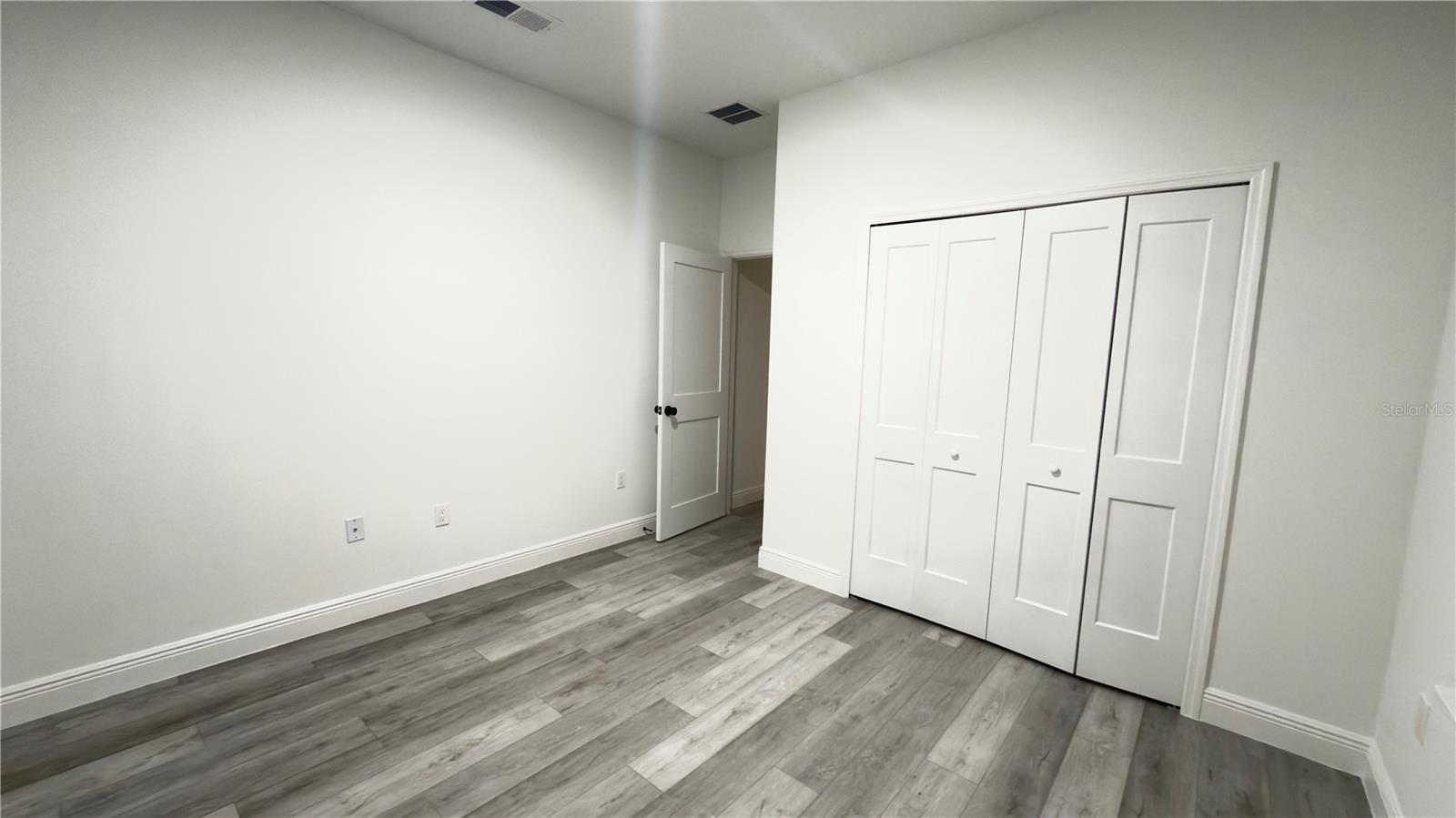 MARION OAKS UN 10 - Residential Lease