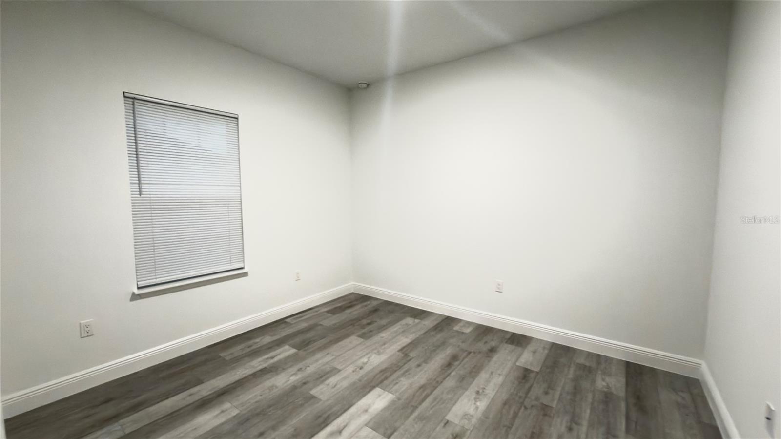 MARION OAKS UN 10 - Residential Lease