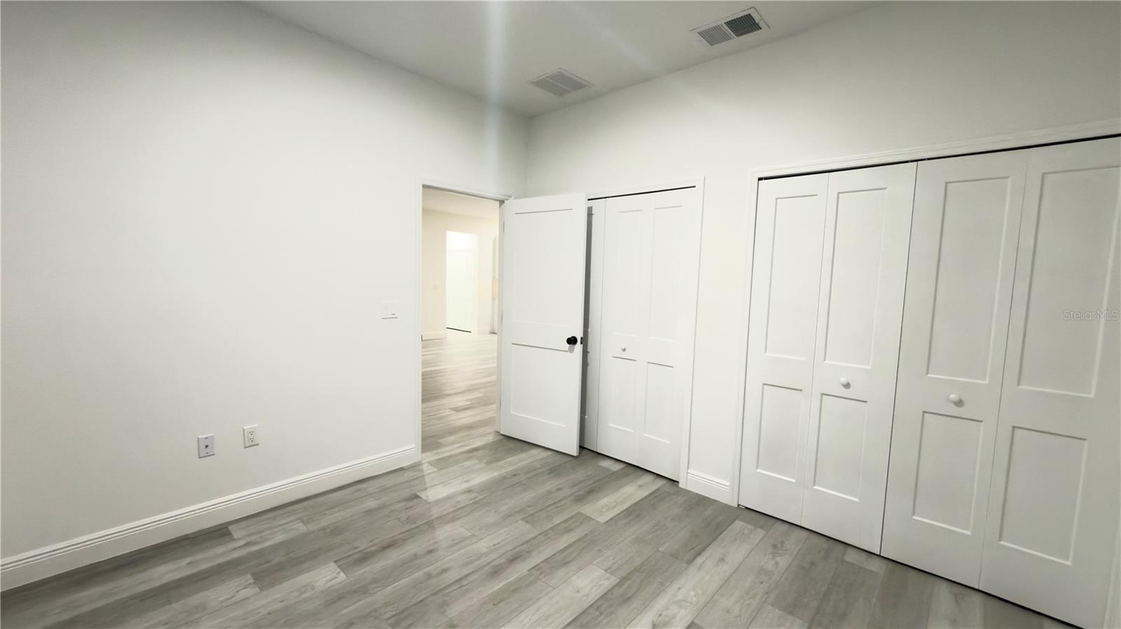 MARION OAKS UN 10 - Residential Lease