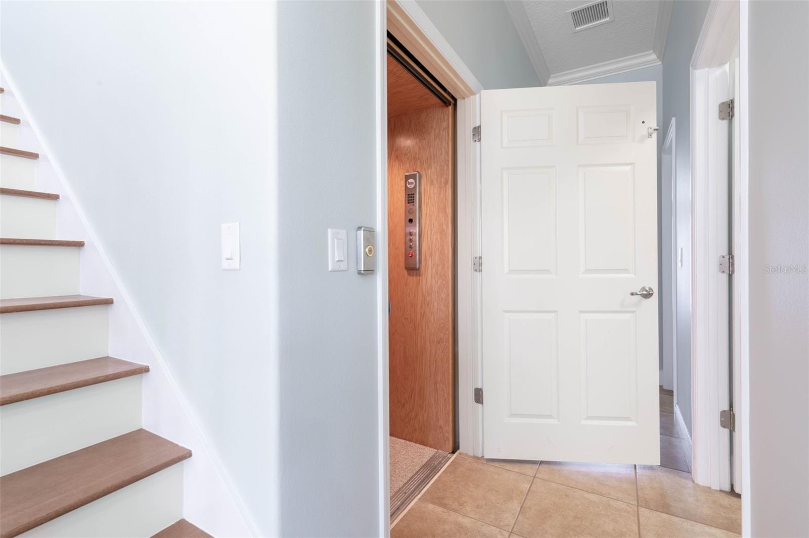 HAMMOCK BEACH - Residential