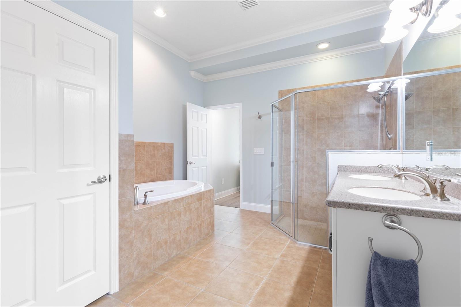 HAMMOCK BEACH - Residential