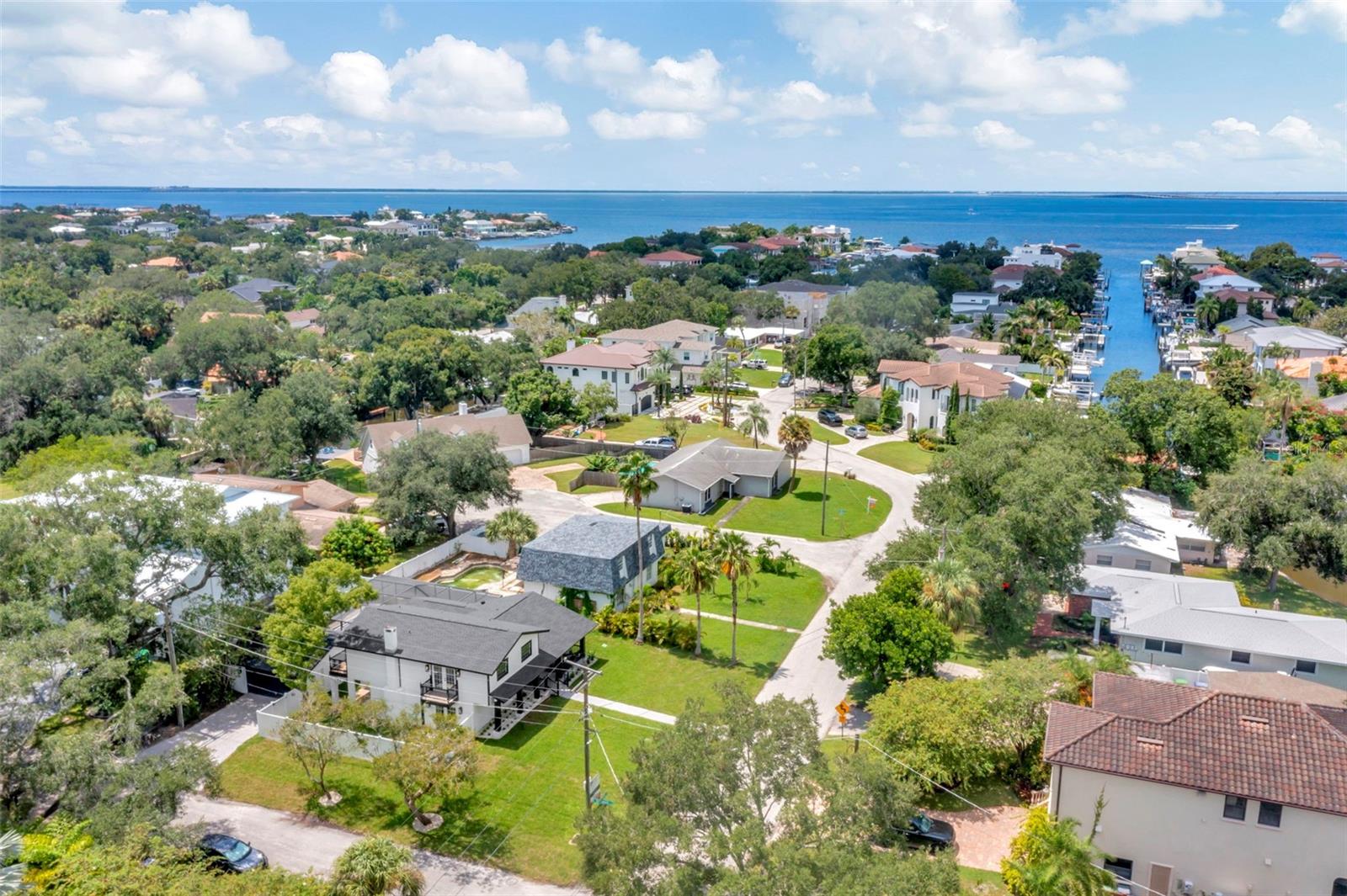 HENDERSON BEACH - Residential