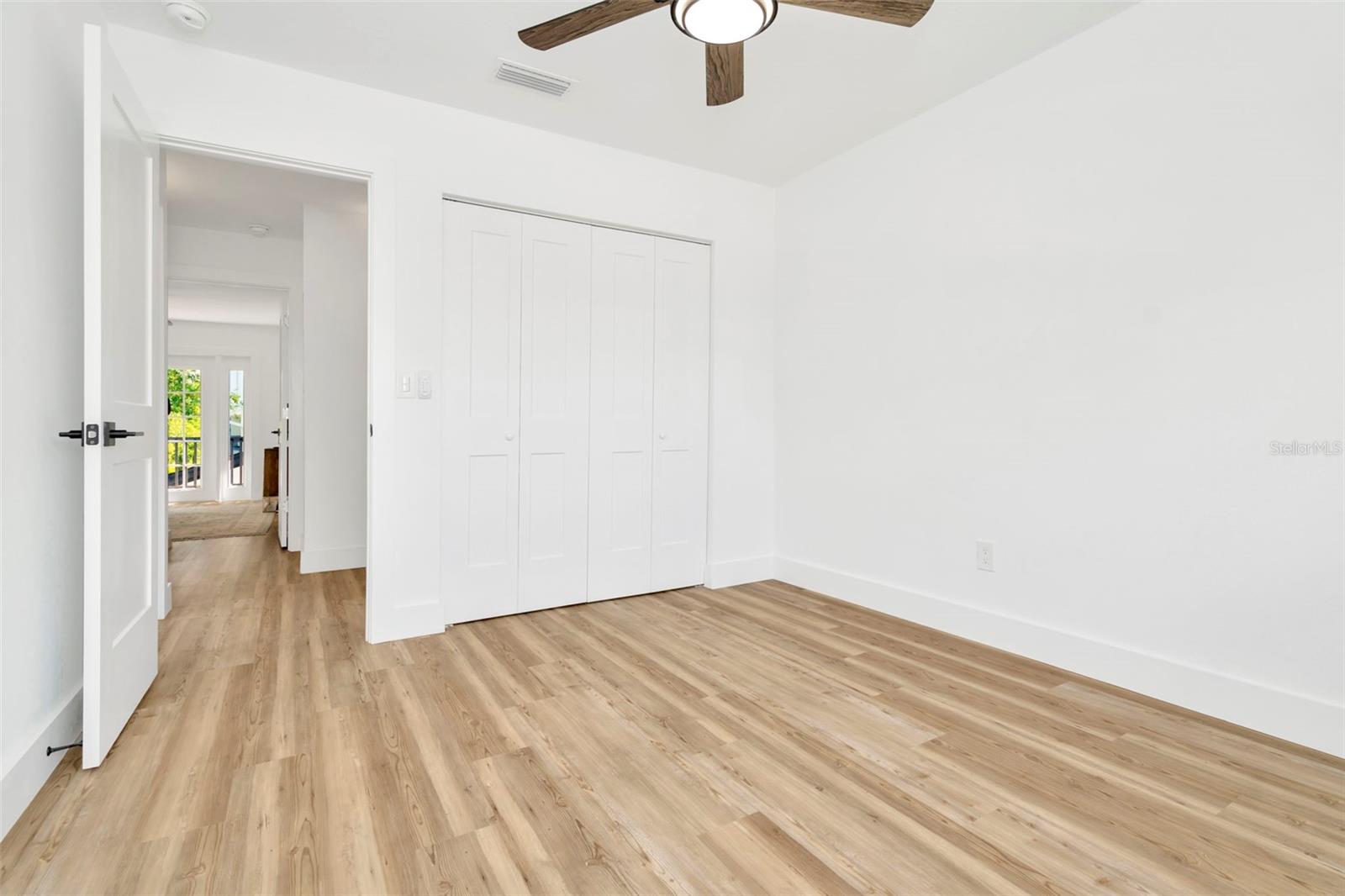 HENDERSON BEACH - Residential