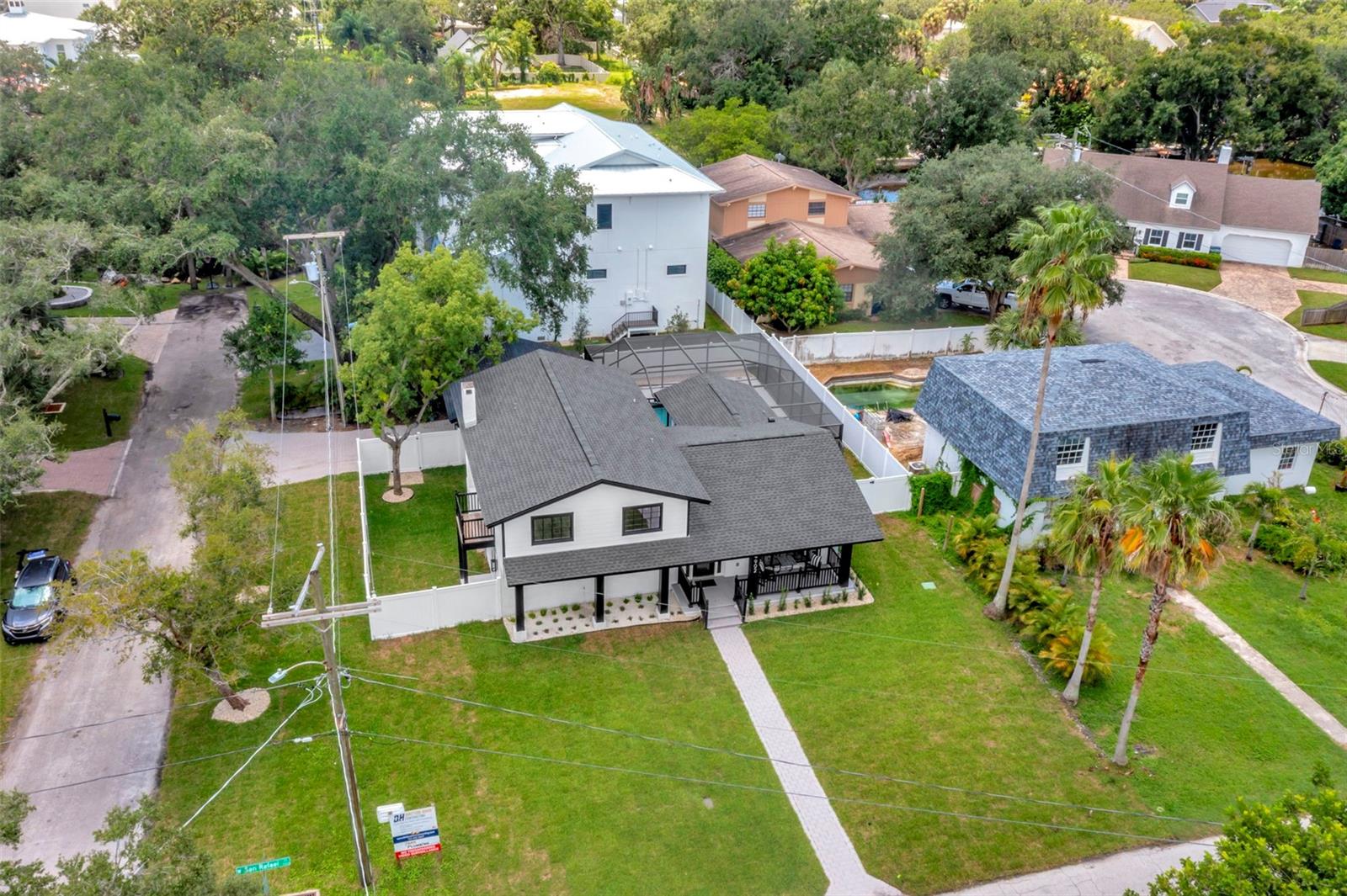 HENDERSON BEACH - Residential