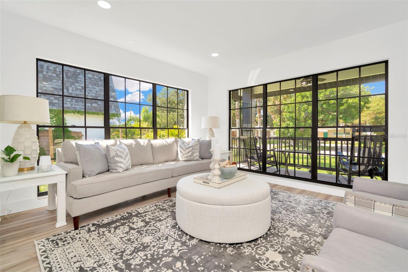 HENDERSON BEACH - Residential