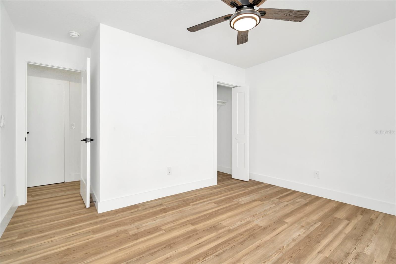 HENDERSON BEACH - Residential