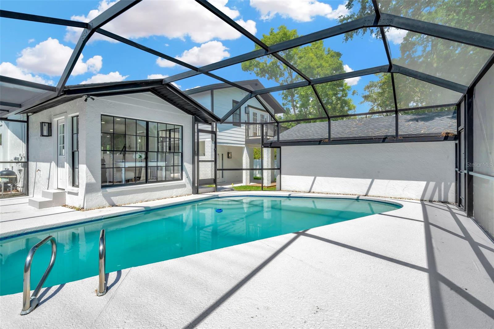 HENDERSON BEACH - Residential