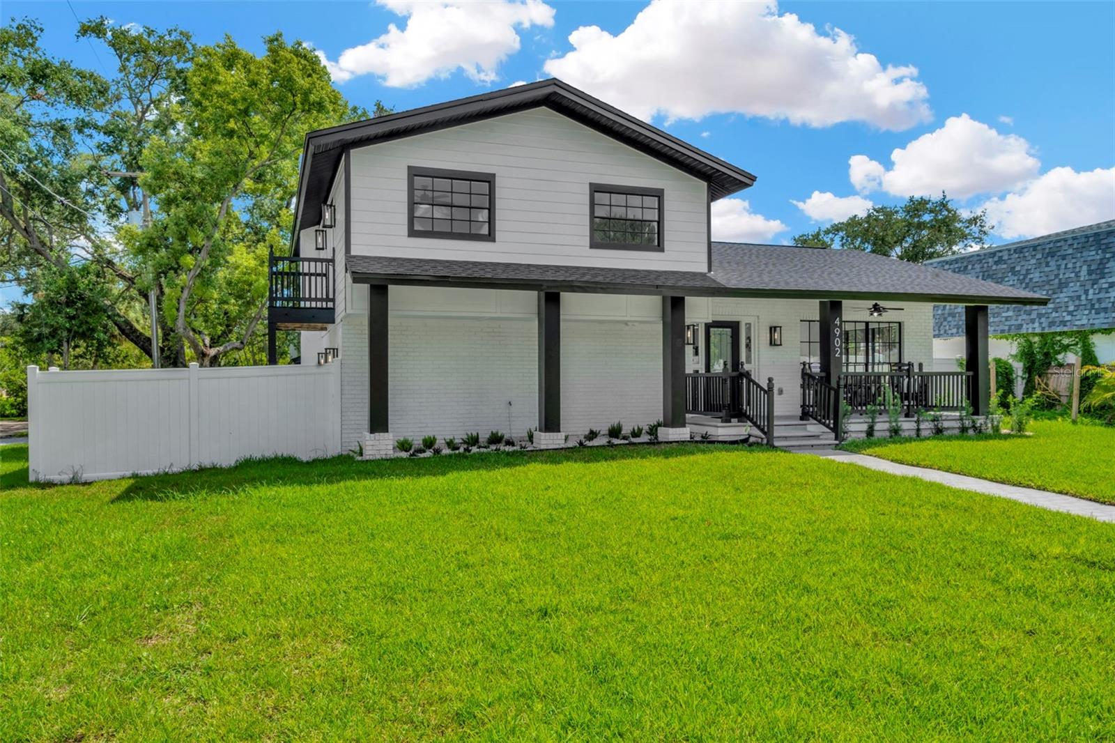 HENDERSON BEACH - Residential