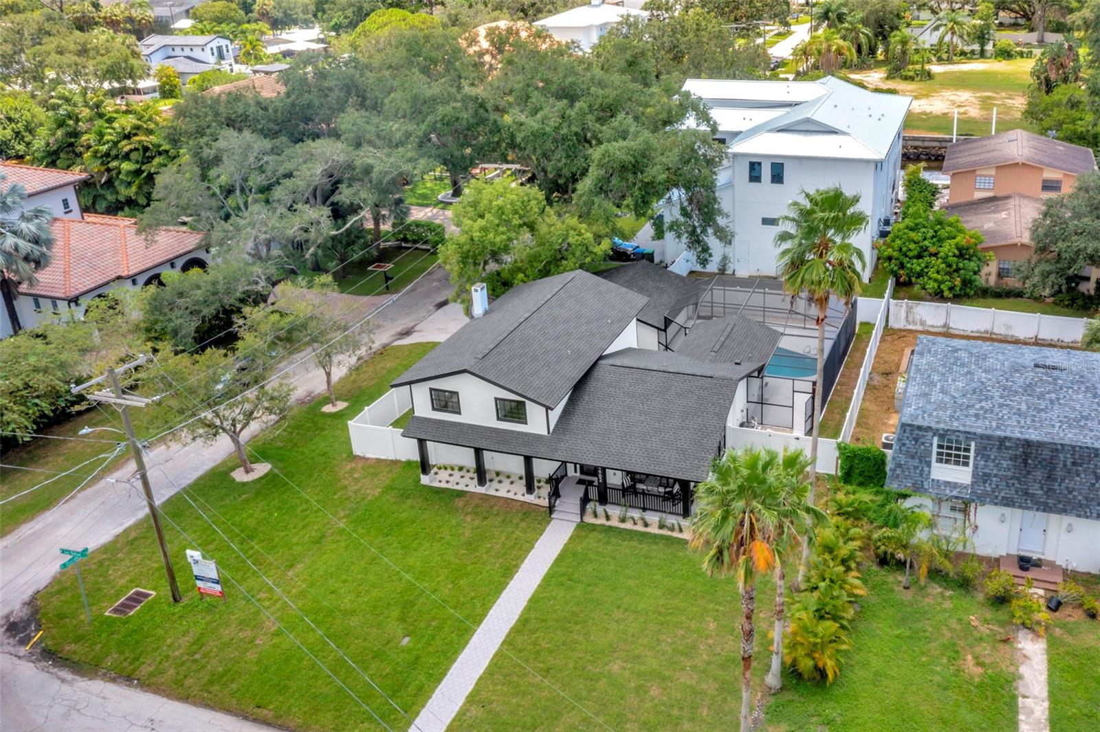 HENDERSON BEACH - Residential