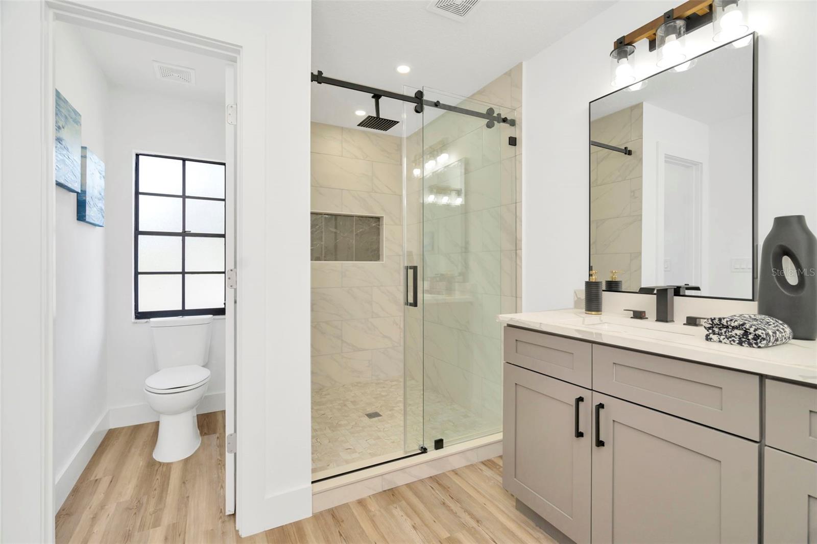 HENDERSON BEACH - Residential