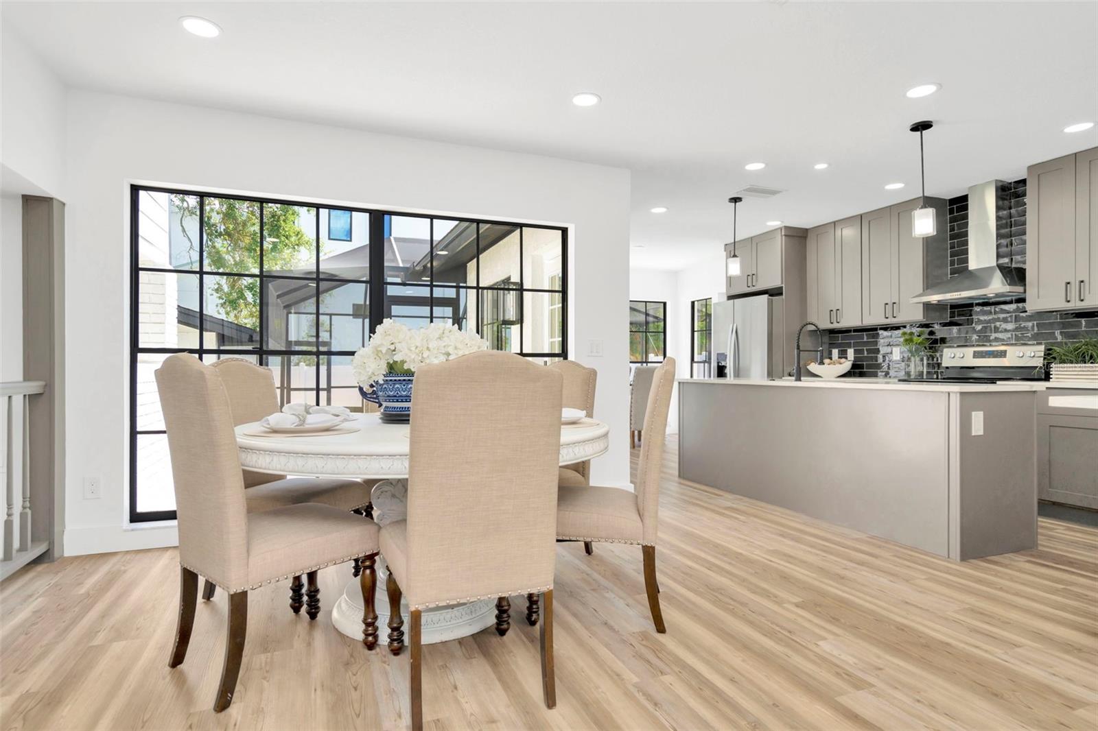 HENDERSON BEACH - Residential