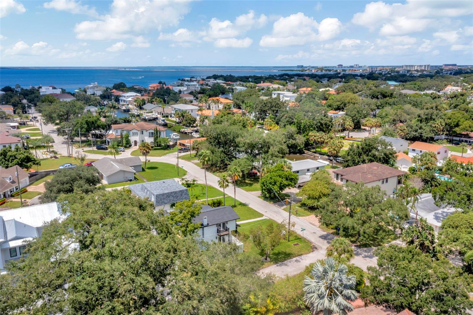 HENDERSON BEACH - Residential