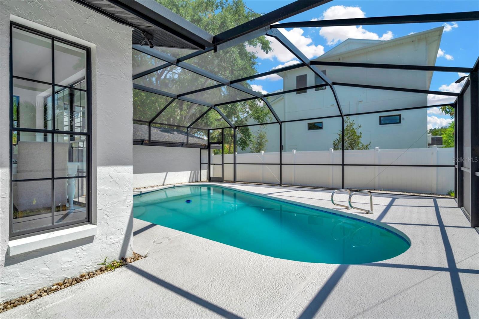 HENDERSON BEACH - Residential