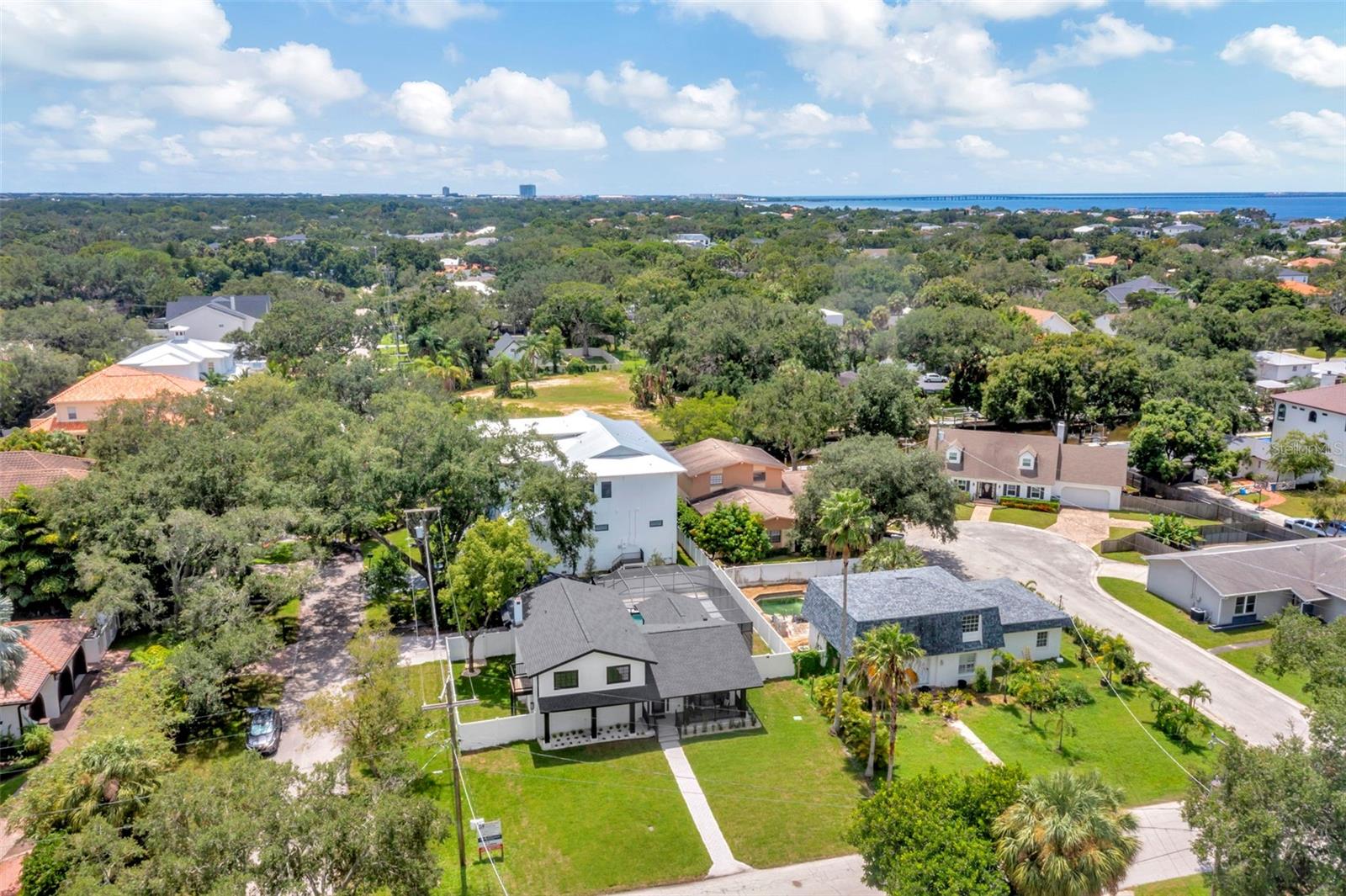 HENDERSON BEACH - Residential