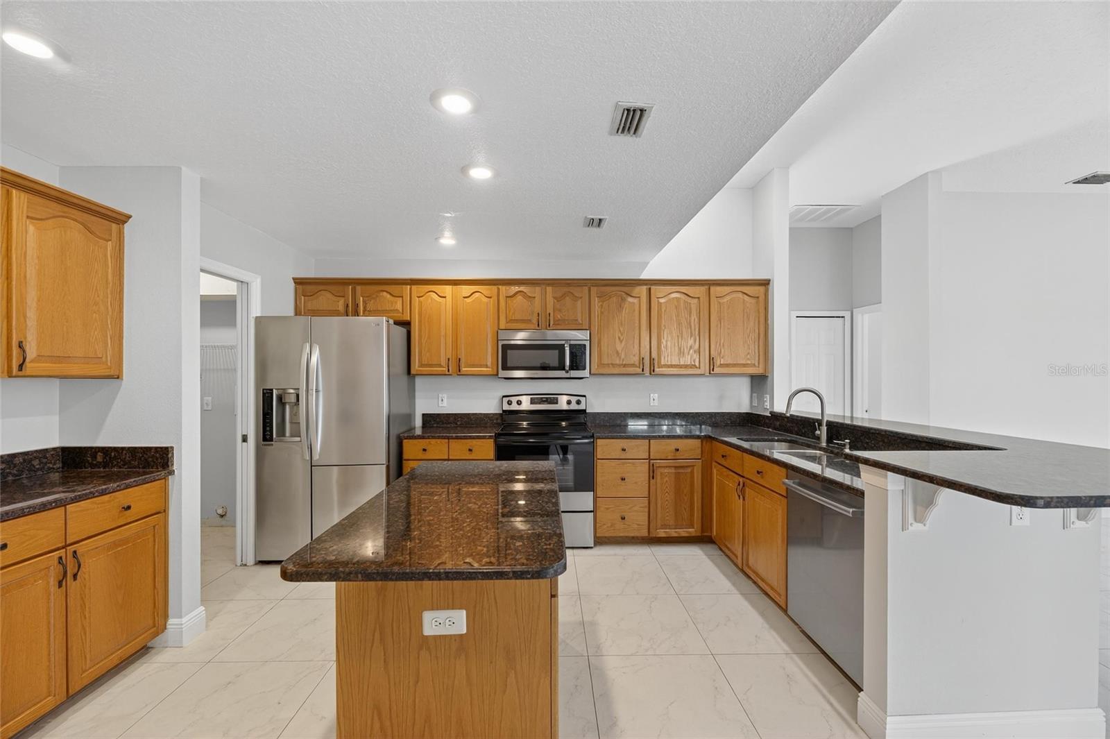 LAKE SHORE ESTATES 1ST ADD - Residential