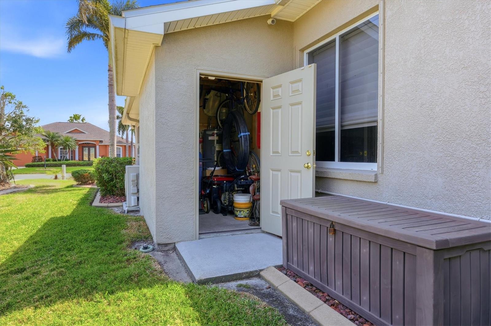 ANCIENT OAKS UNIT ONE - Residential