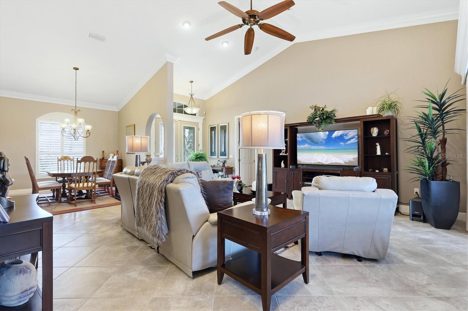 ANCIENT OAKS UNIT ONE - Residential