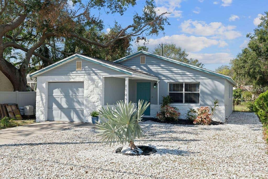 Photo of 1105 58th Street S, St Petersburg, FL 33707 (MLS # A4700515)