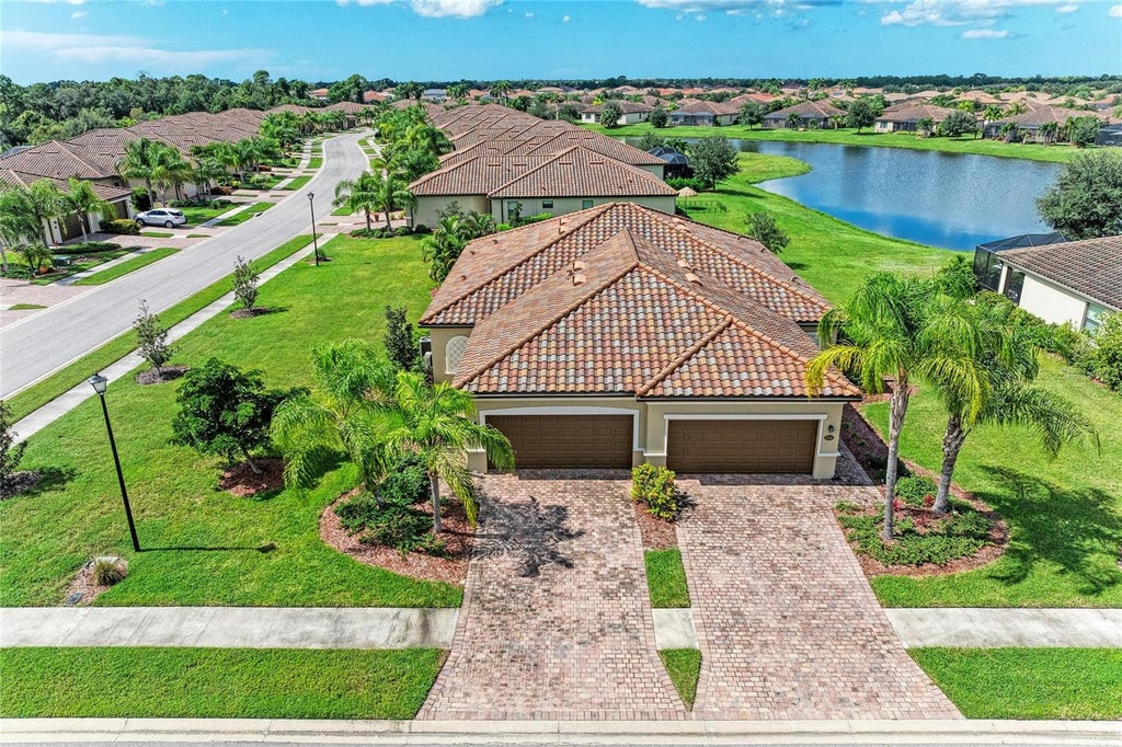 Photo of 20545 Prego Place, Venice, FL 34293 (MLS # N6146105)