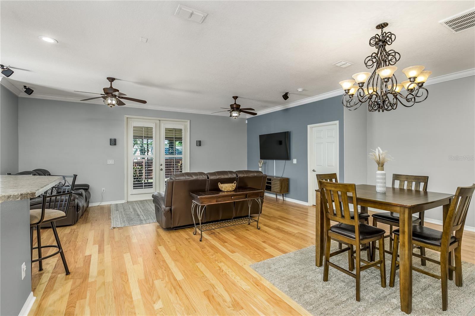 SOUTH GROVE ADD - Residential