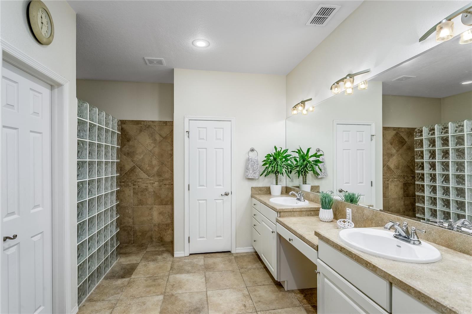 SOUTH GROVE ADD - Residential