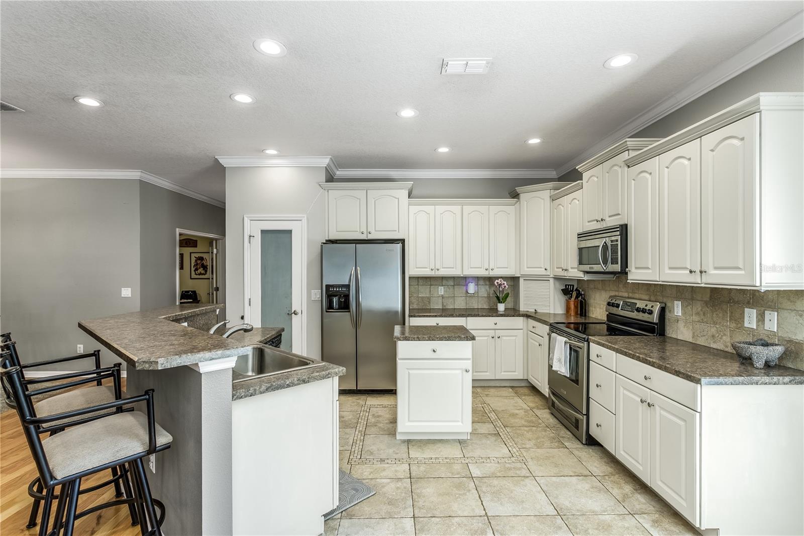 SOUTH GROVE ADD - Residential