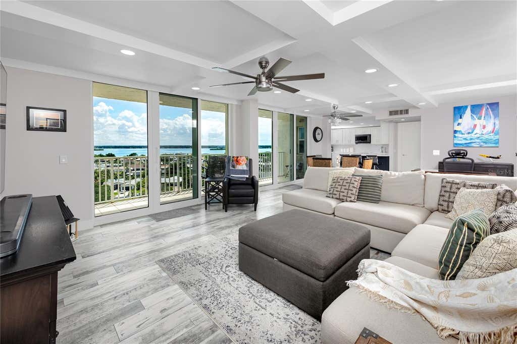 Photo of 736 Island Way #1001, Clearwater Beach, FL 33767 (MLS # TB8519491)