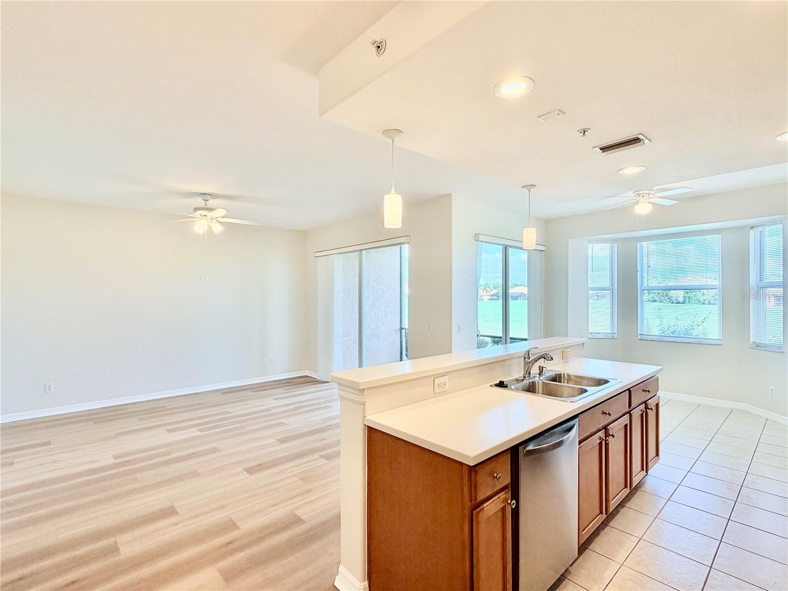 STONE HARBOUR I - Residential Lease